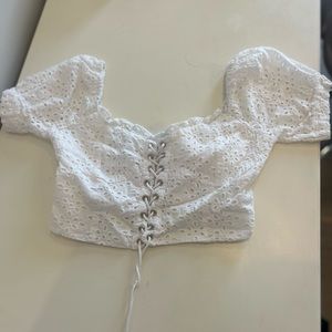 2 Bella White Cropped Puffer Sleeve Blouse